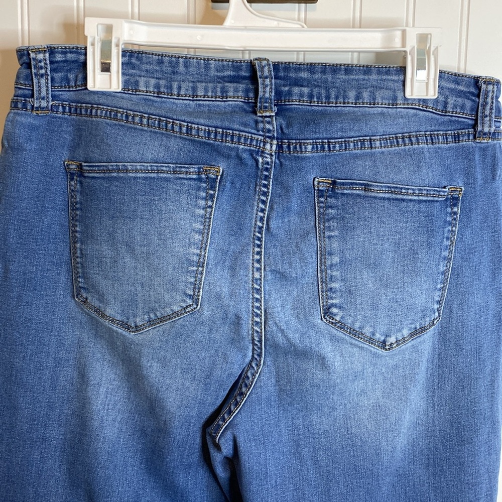 Women's Croft & Barrow plus size 14 cropped stretch Blue Jeans - Picture 8 of 10